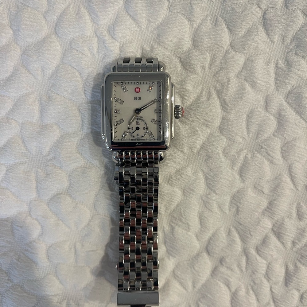 Deco Silver Watch with White Dial